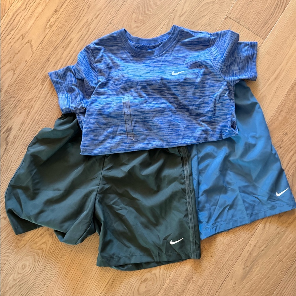 Nike Kids Blue and Dark Green Shorts Set